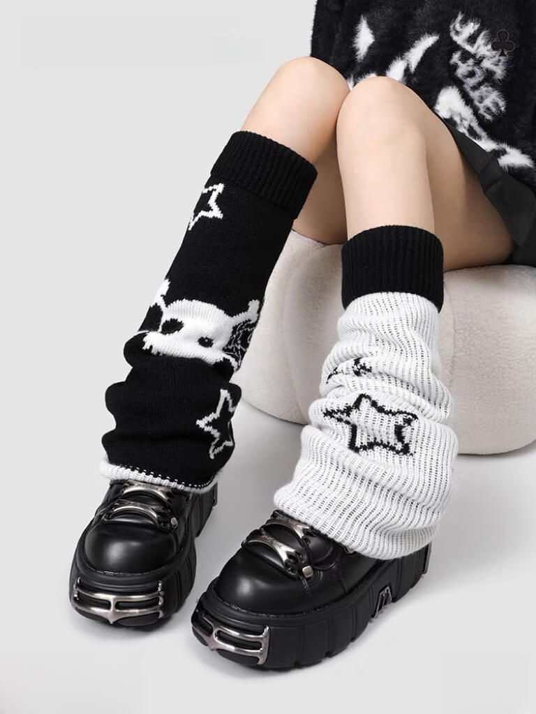     cutiekill-ab-asymmetry-y2k-stars-skull-leg-warmer-c0159