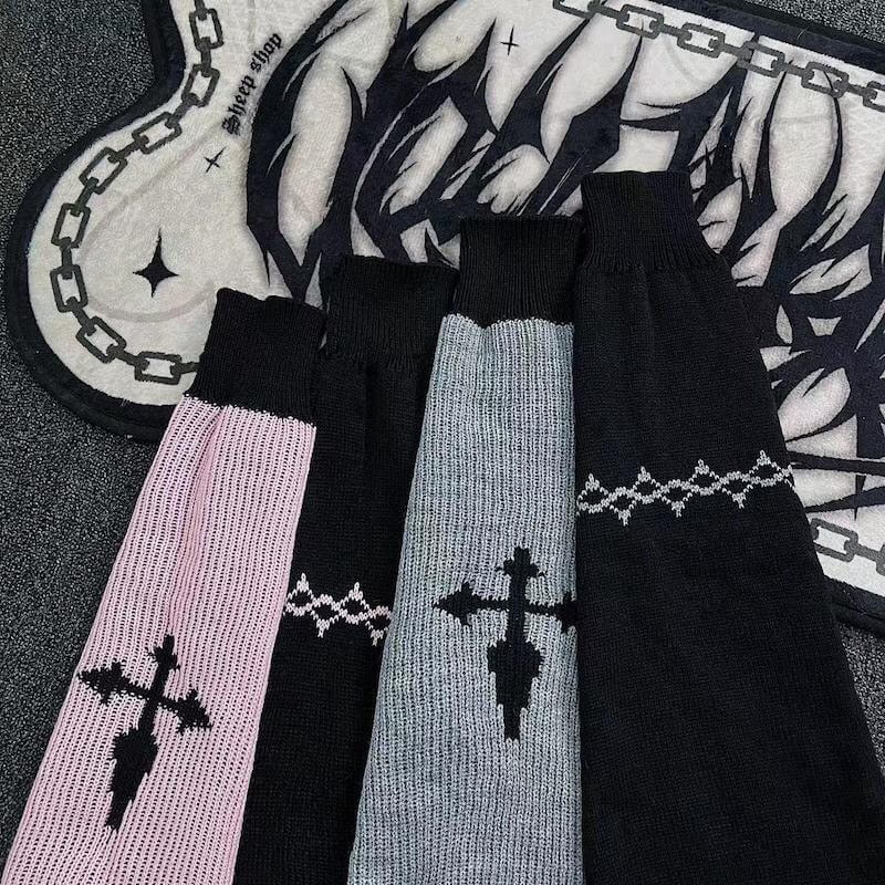 cutiekill-altgirl-y2k-cross-leg-warmers-c0094