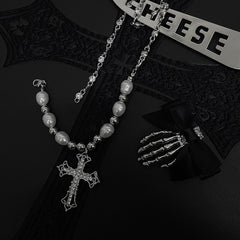 cutiekill-alt-pearl-cross-necklace-ah0400