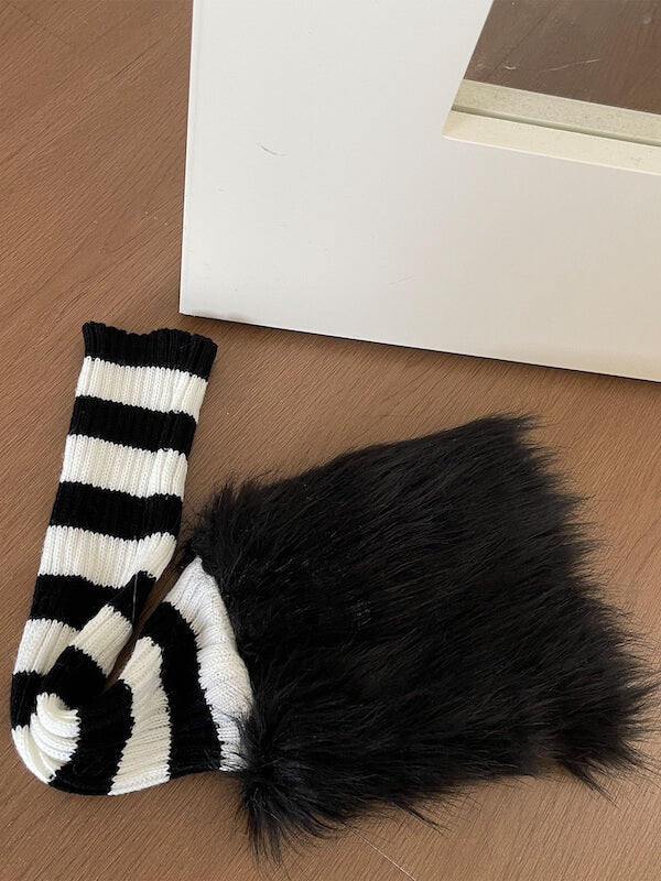 cutiekill-baddie-stripped-patchwork-furry-leg-warmers-c0513