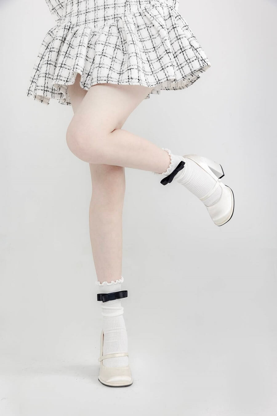 cutiekill-ballet-core-ruffles-socks-c0281