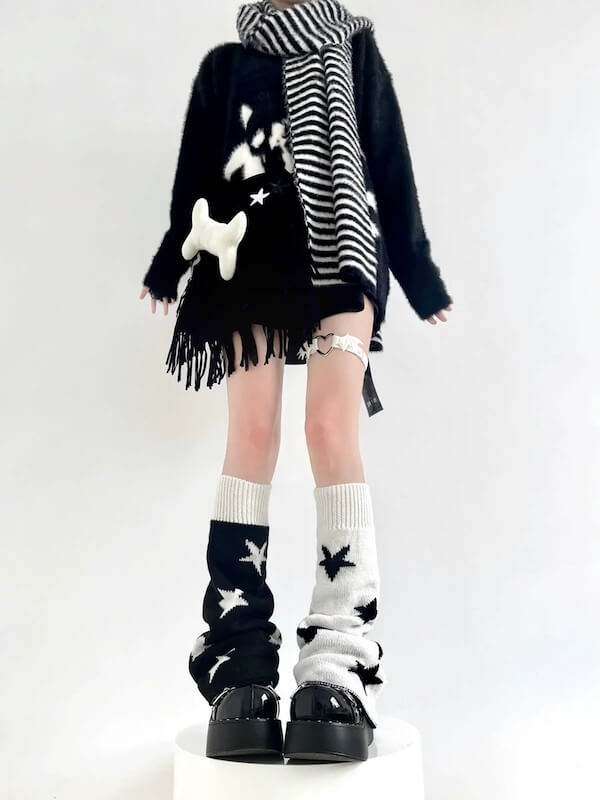 cutiekill-black-white-y2k-leg-warmers-c0348
