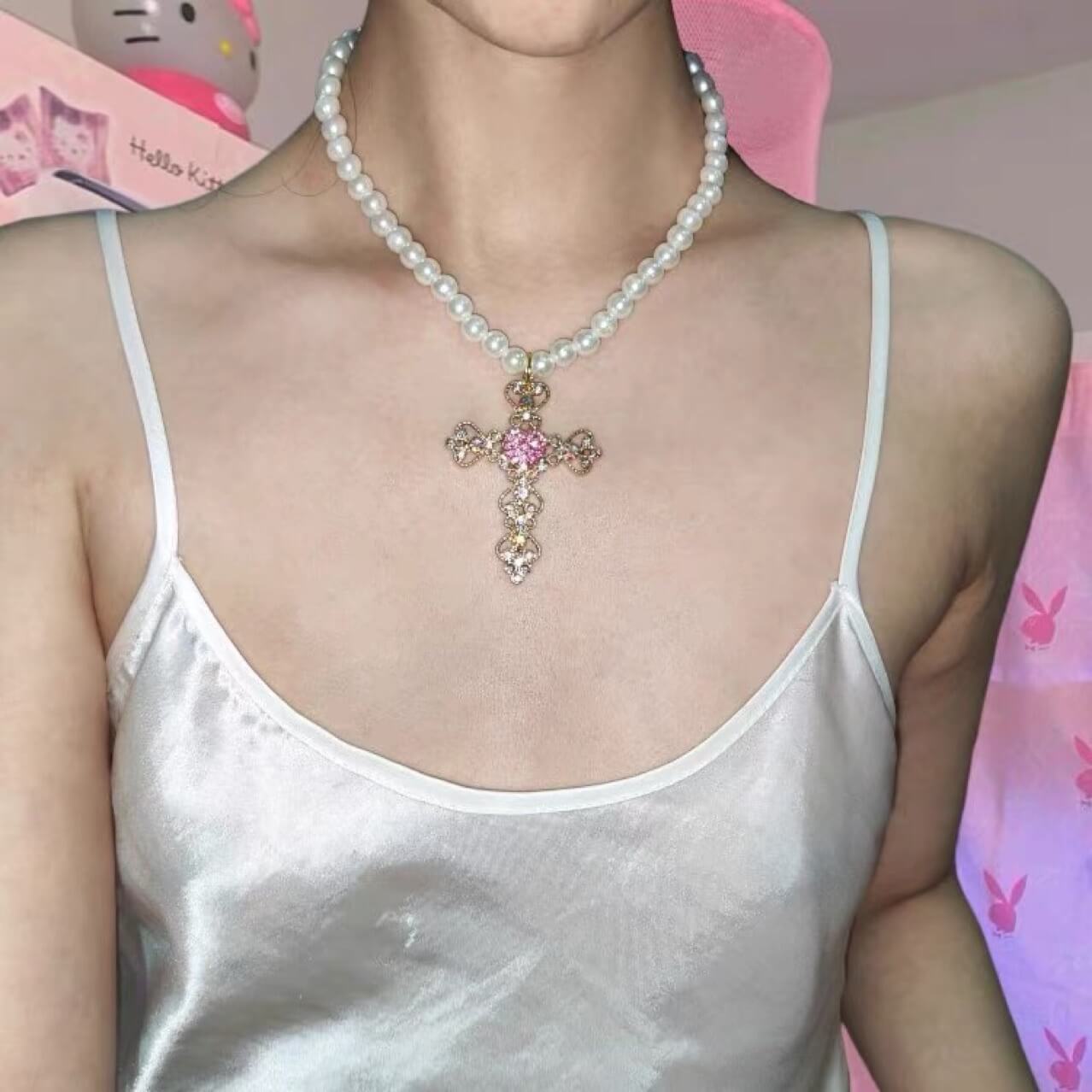 cutiekill-cross-diamond-pearl-necklace-ah0450