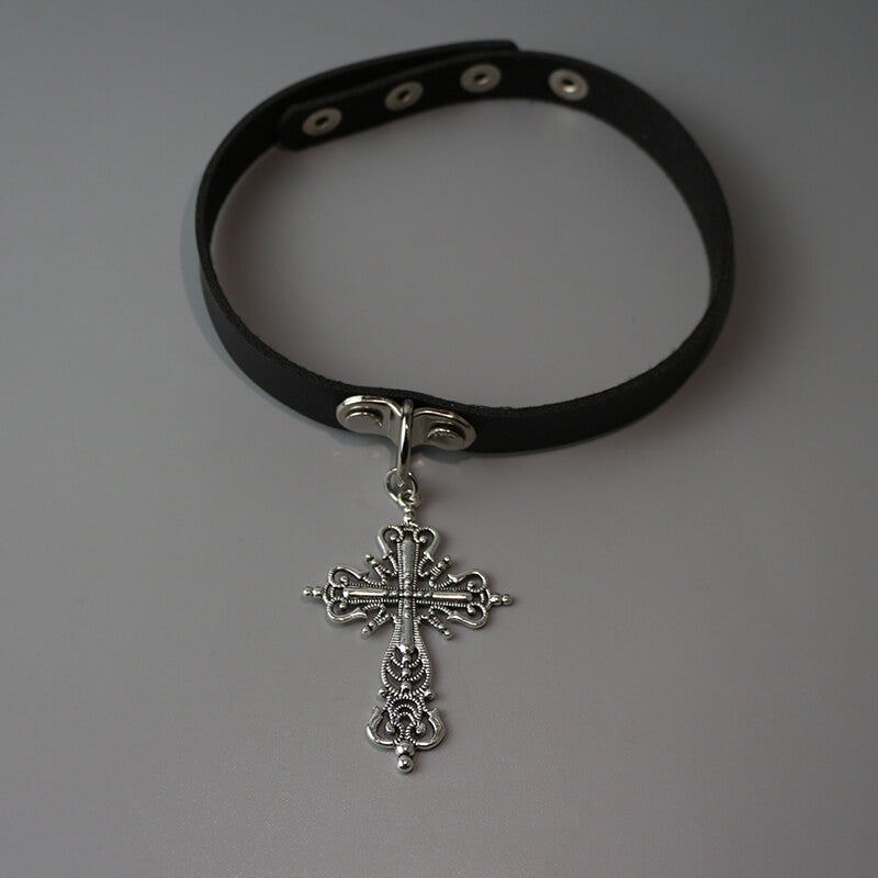 cutiekill-dark-y2k-cross-choker-necklace-ah0818