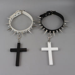 cutiekill-darkness-punk-studded-choker-with-cross-wood-acc003