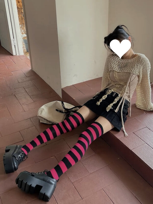 cutiekill-girl-candy-stripe-stockings-c0331