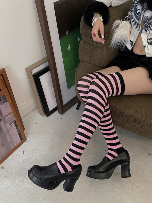 cutiekill-girl-candy-stripe-stockings-c0331