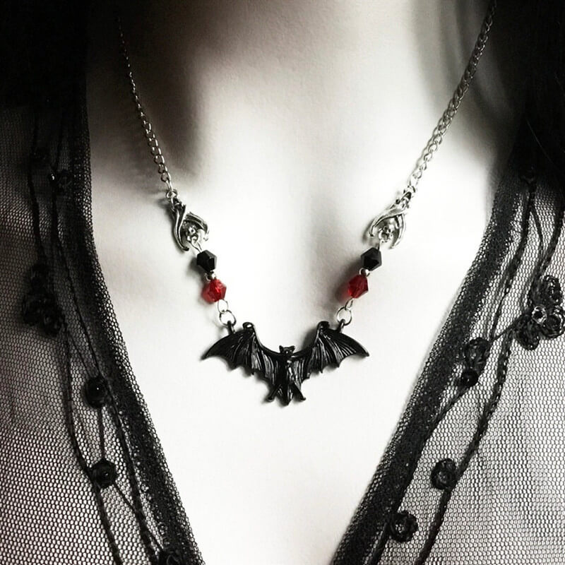 cutiekill-halloween-bat-necklace-ah0456