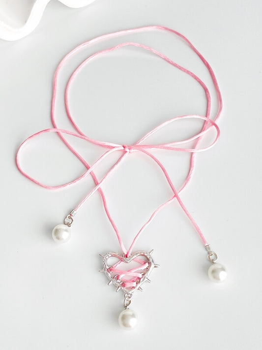 Heart thorn necklace