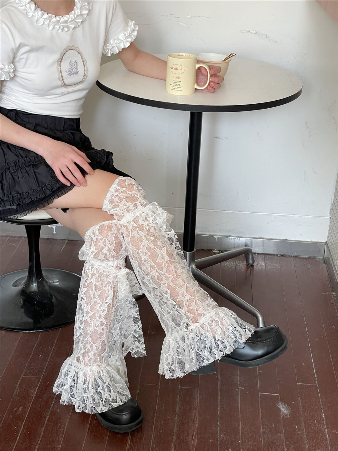 cutiekill-lace-stars-leg-warmers-c0293