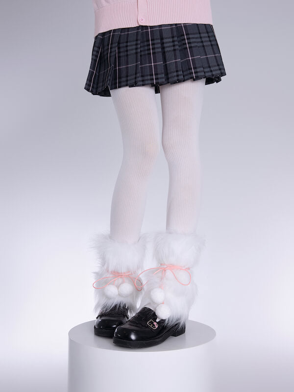 cutiekill-pompon-furry-leg-warmers-c0196