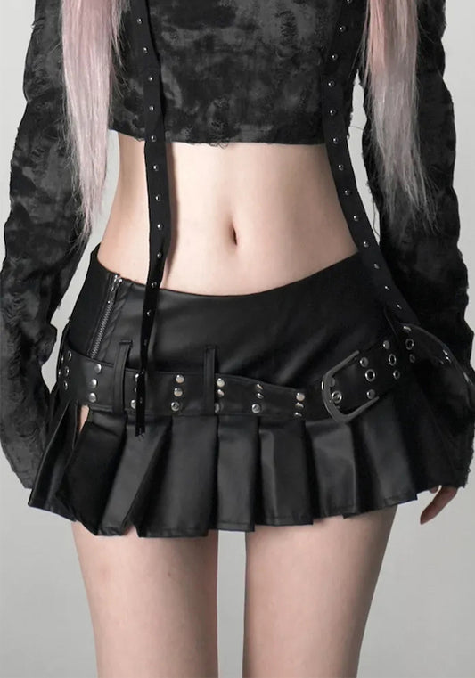 cutiekill-punk-charm-rivet-belt-mini-skirt-om0426