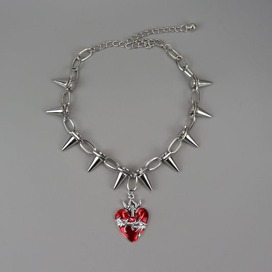 cutiekill-red-heart-in-darkness-necklace-ah0779