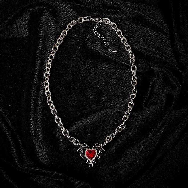 cutiekill-ruby-heart-necklace-ah0558