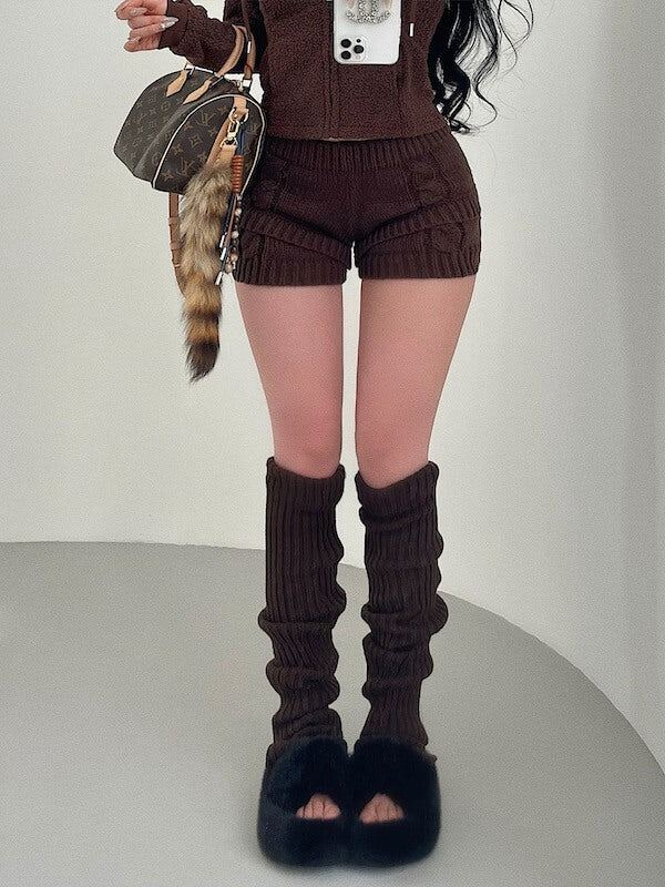 cutiekill-spicy-twisted-knit-shorts-om0478