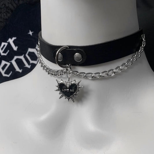 cutiekill-thorned-heart-choker-ah0633