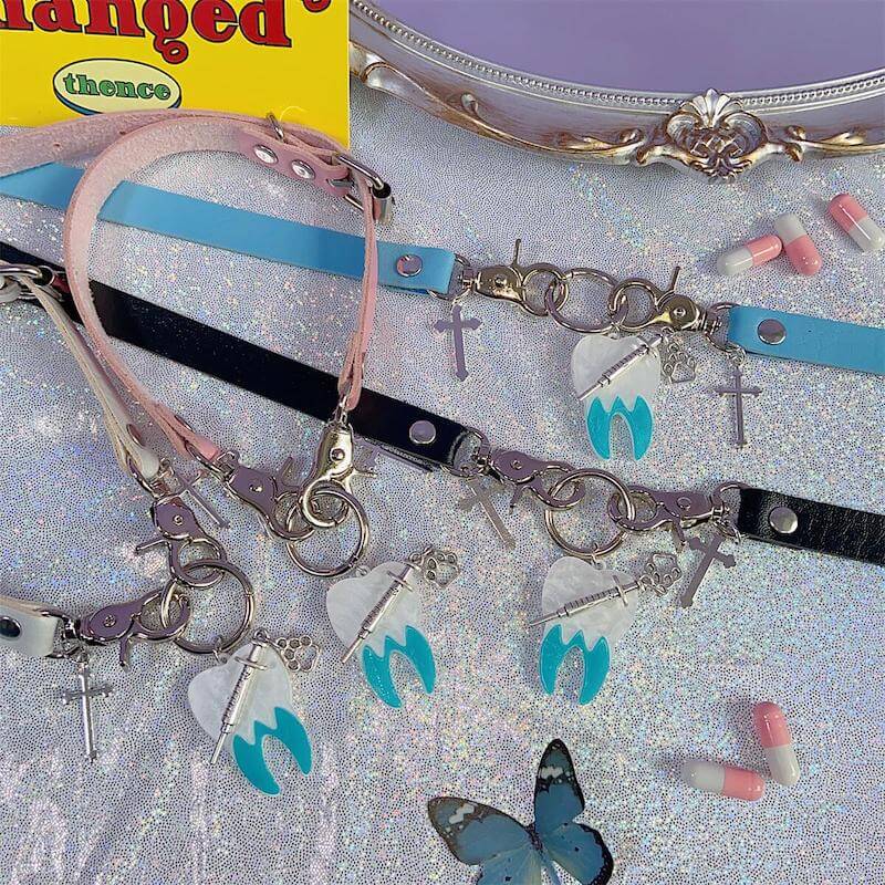 cutiekill-tooth-y2k-choker-ah0370