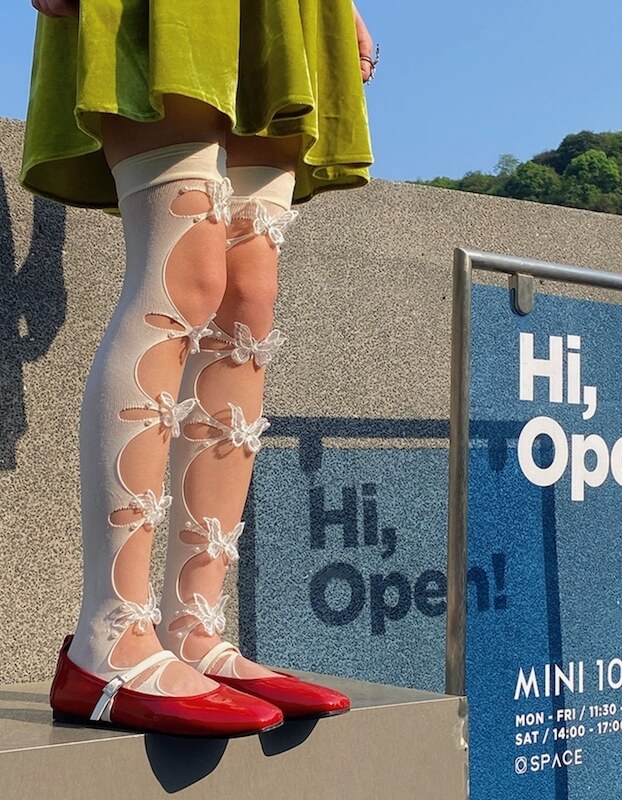 cutiekill-vibrant-butterfly-stockings-c0279