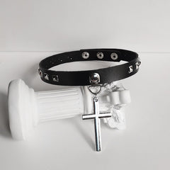 cutiekill-vintage-cross-choker-ah0560
