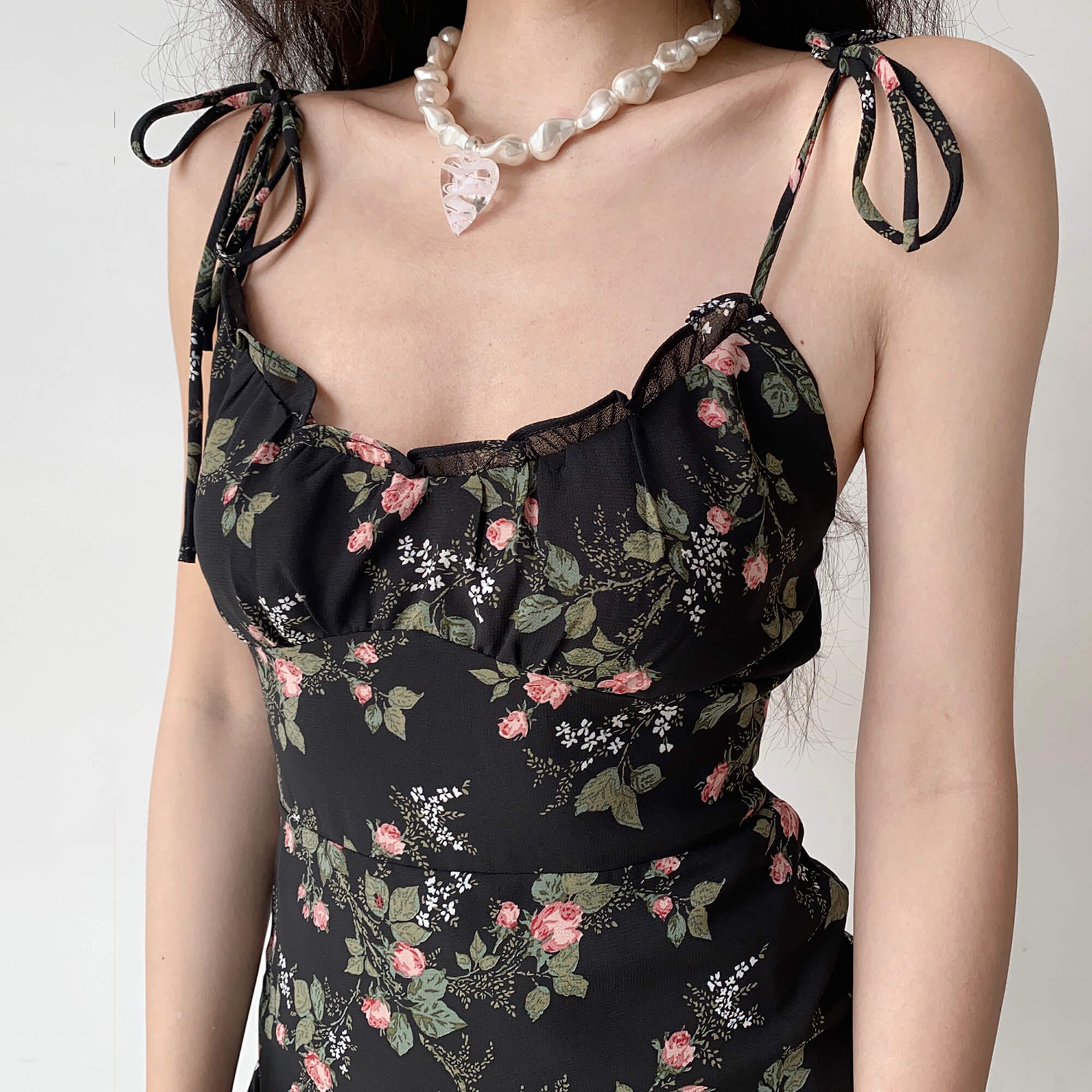 cutiekill-vintage-flower-suspender-dress-om0210