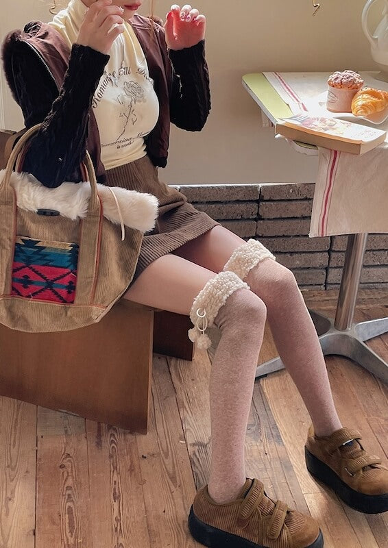 cutiekill-vintage-pompon-thigh-high-warm-stockings-c0163
