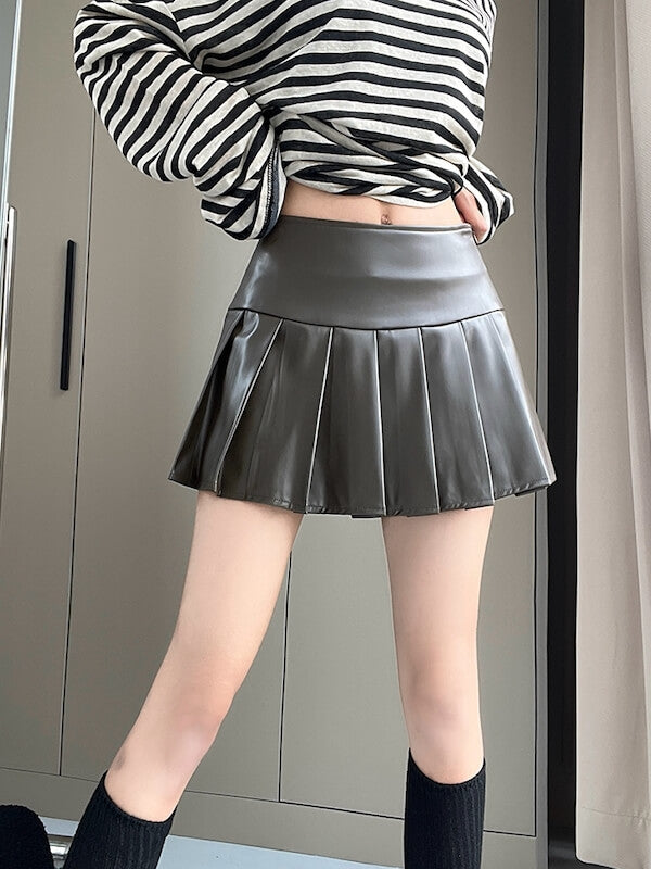 hot-girl-faux-leather-pleated-skirt-om0406