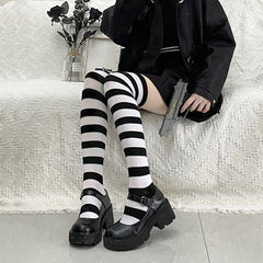 pastel-candy-stripes-cosplay-stockings-c0015