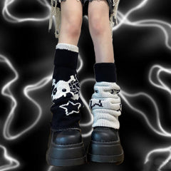 cutiekill-ab-asymmetry-y2k-stars-skull-leg-warmer-c0159