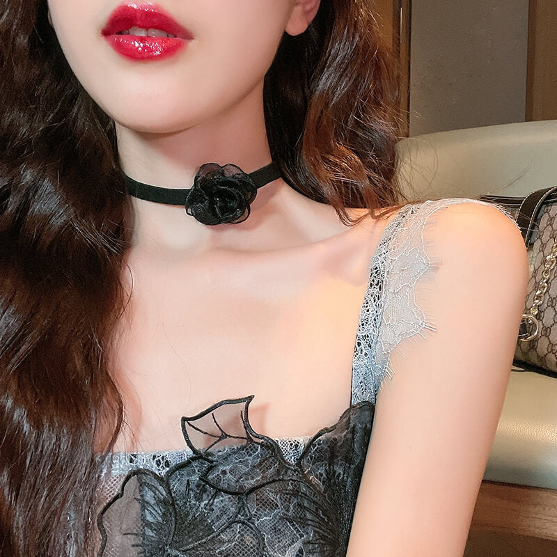 cutiekill-aesthetic-black-camellia-choker-ah0157
