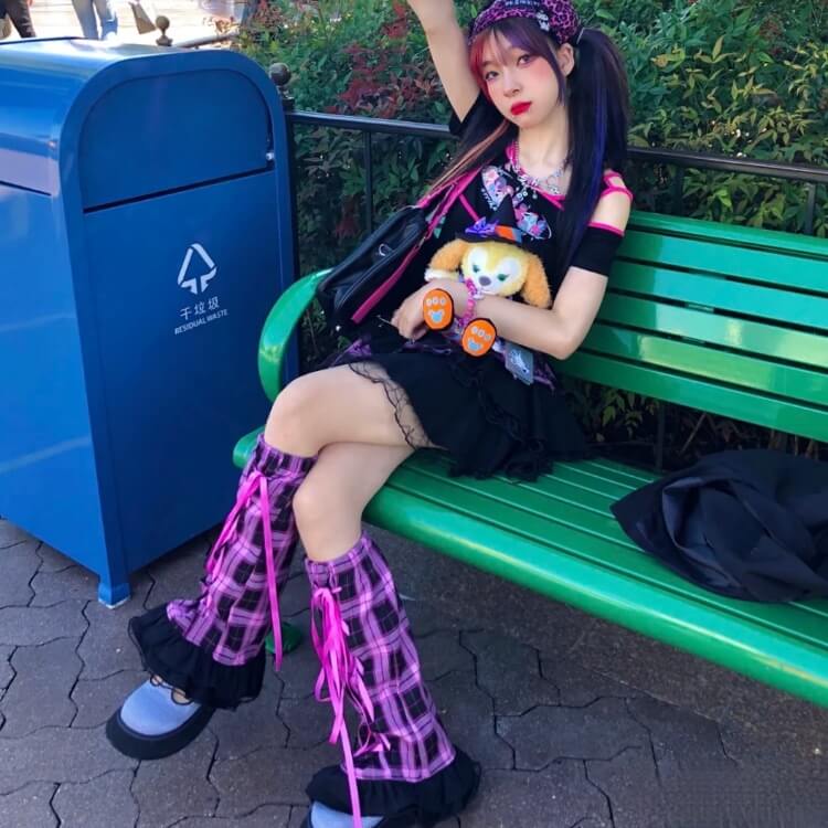 cutiekill-black-pink-ribbon-leg-warmers-c0226