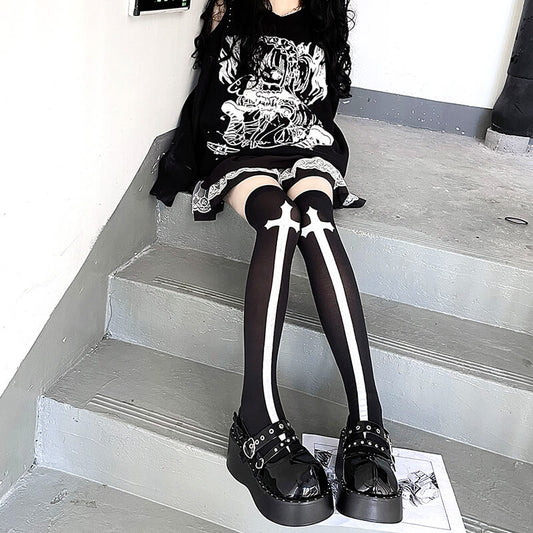 cutiekill-bones-darkness-stockings-c0177-3