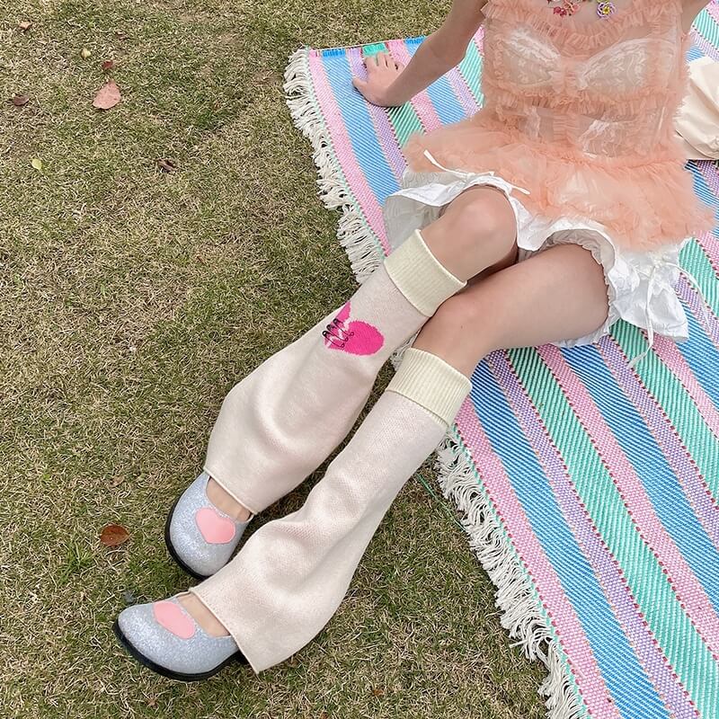 cutiekill-broken-heart-leg-warmer-c0276