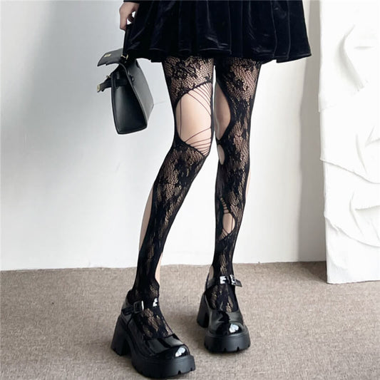cutiekill-darkness-aesthetic-goth-tearing-fishnet-tights-c0041