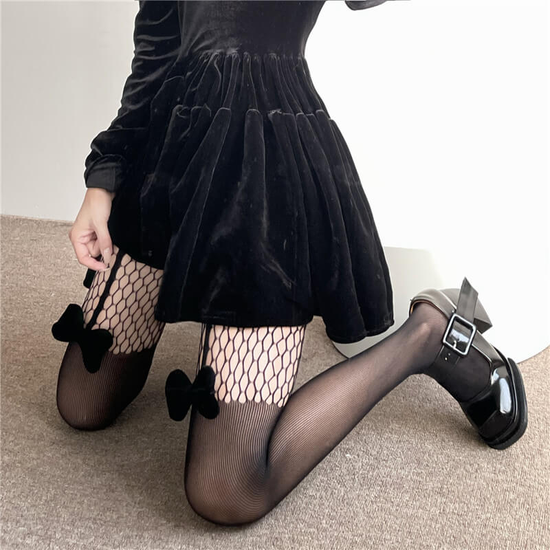 cutiekill-elegant-goth-bow-tights-c0143