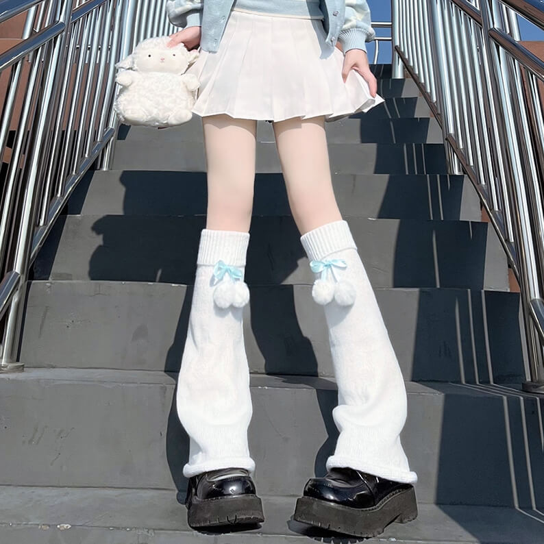 cutiekill-fluffy-pompon-girly-leg-warmers-c0175