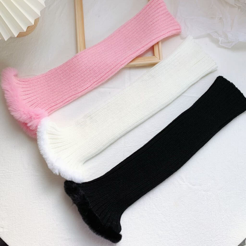 cutiekill-furry-pink-leg-warmers-c0164