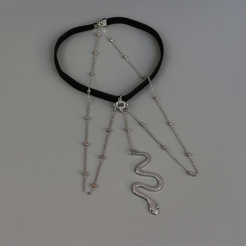 cutiekill-gothic-aesthetic-snake-garter-g0003