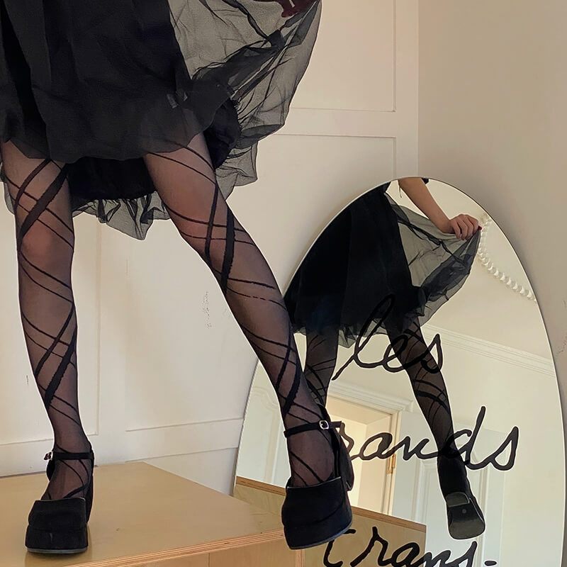 cutiekill-gothic-irregular-lines-tights-c0238