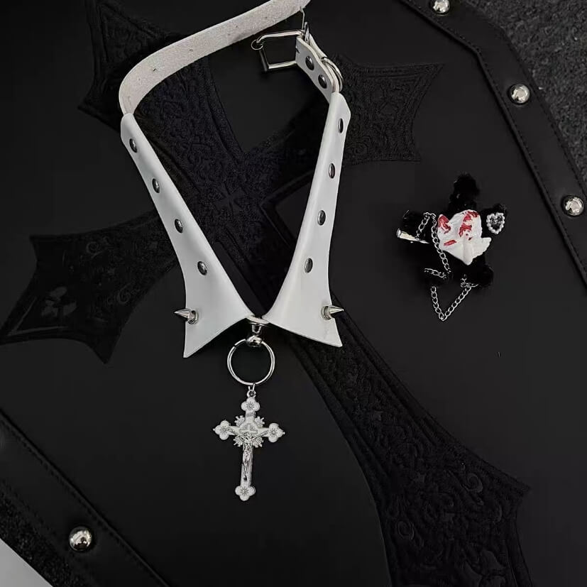 cutiekill-gothic-rivet-cross-choker-ah0349