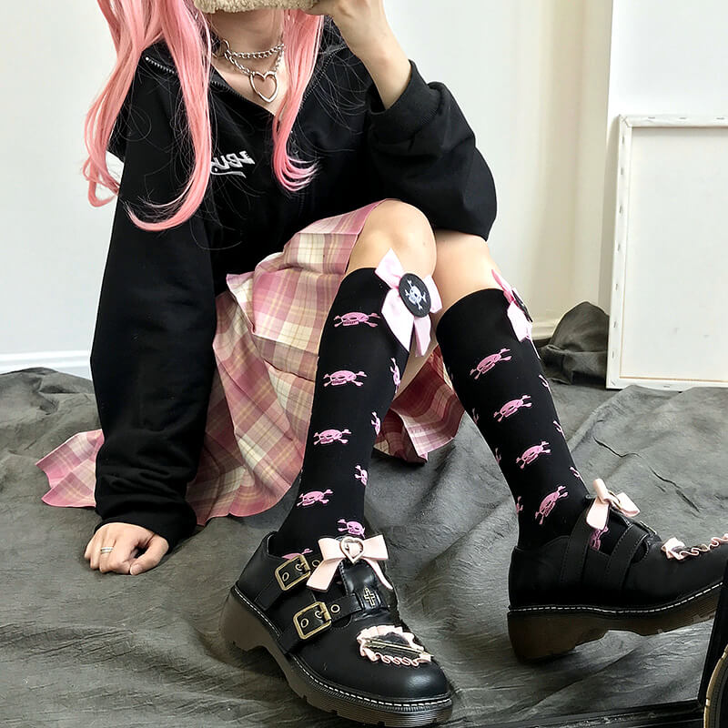 cutiekill-harajuku-lolita-pink-bow-skull-stockings-c01002