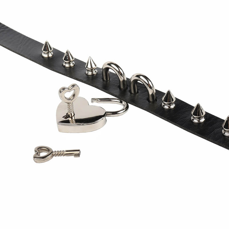 cutiekill-hard-core-heart-rivet-choker-ah0105