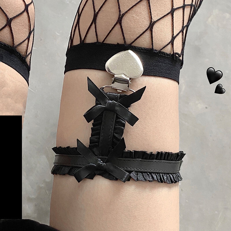 cutiekill-lolita-punk-heart-clip-lace-bow-garter-g0005