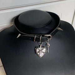 Punk locked heart choker