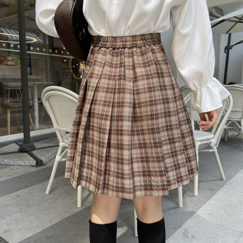 cutiekill-plus-size-retro-coffee-plaid-a-line-pleated-skirt-c00407