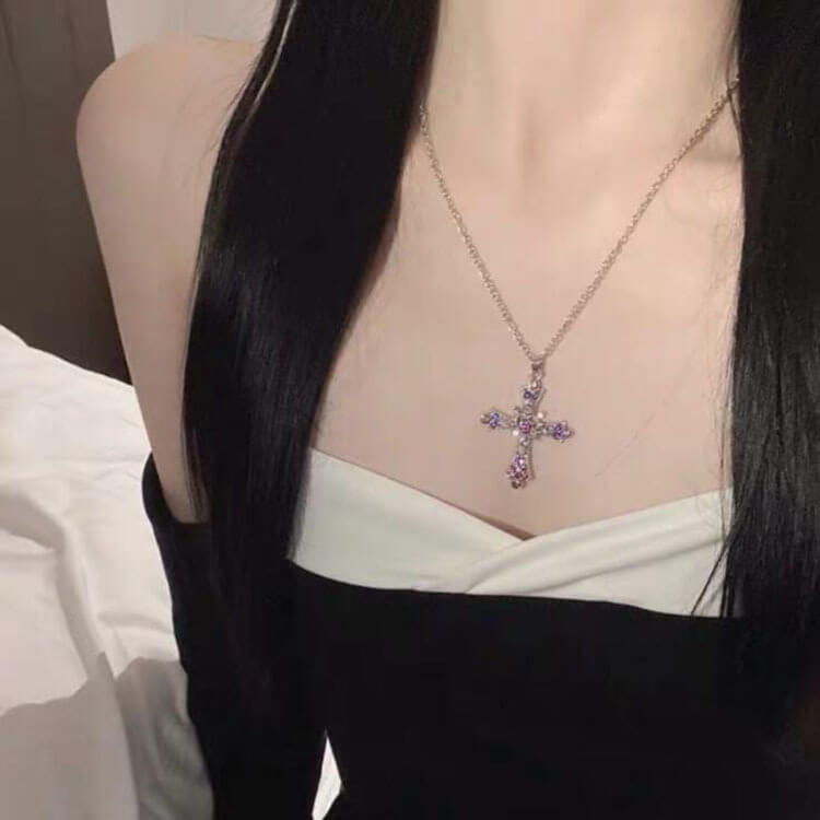 cutiekill-vintage-punk-diamond-cross-necklace-ah0054
