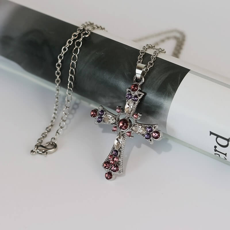 cutiekill-vintage-punk-diamond-cross-necklace-ah0054