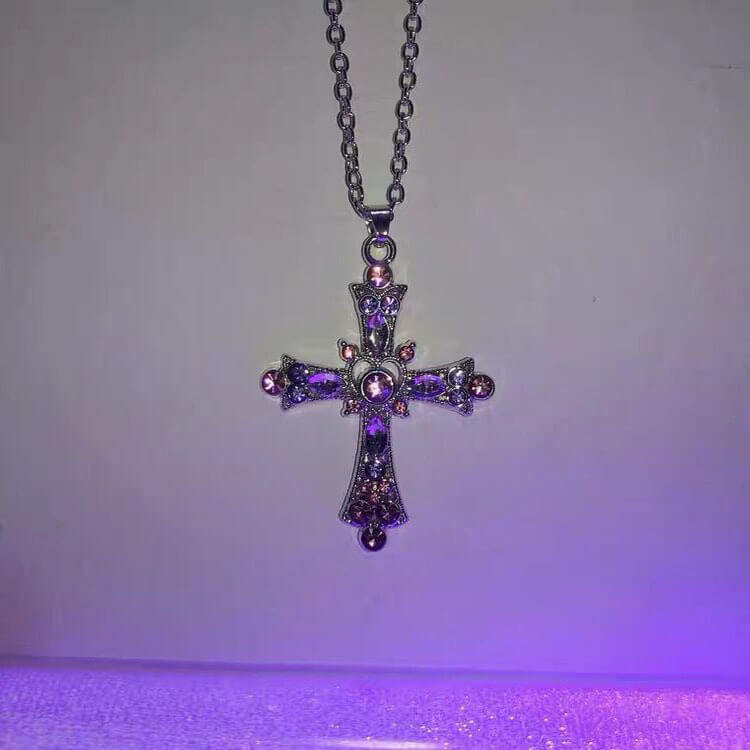 cutiekill-vintage-punk-diamond-cross-necklace-ah0054