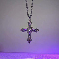 cutiekill-vintage-punk-diamond-cross-necklace-ah0054