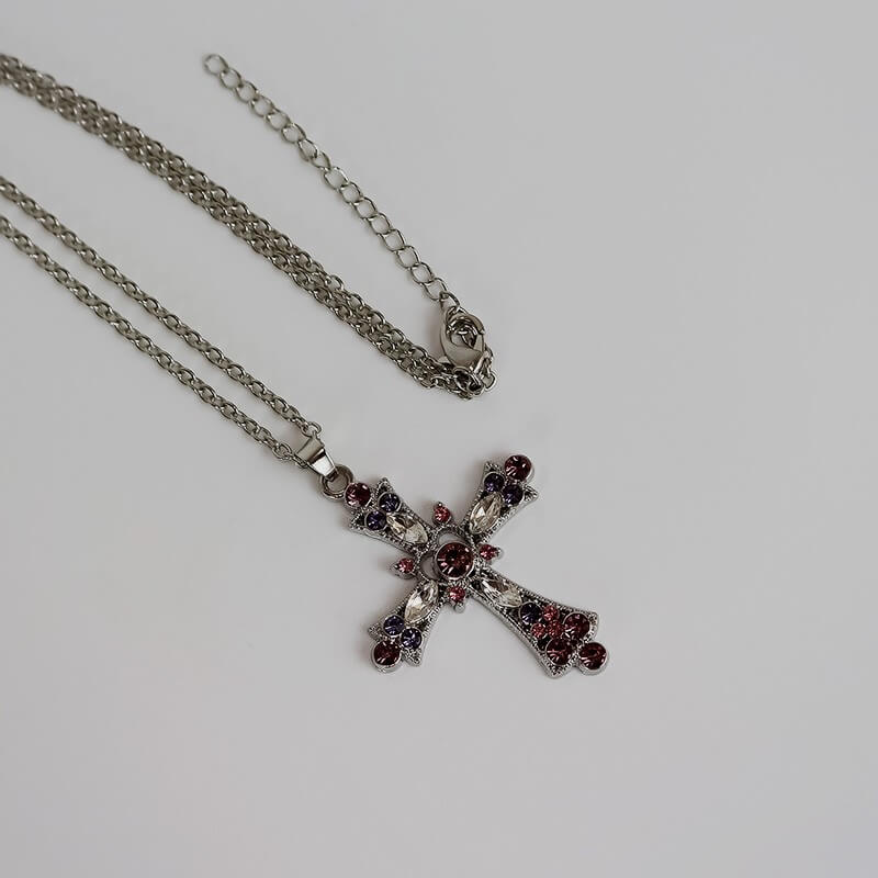 cutiekill-vintage-punk-diamond-cross-necklace-ah0054