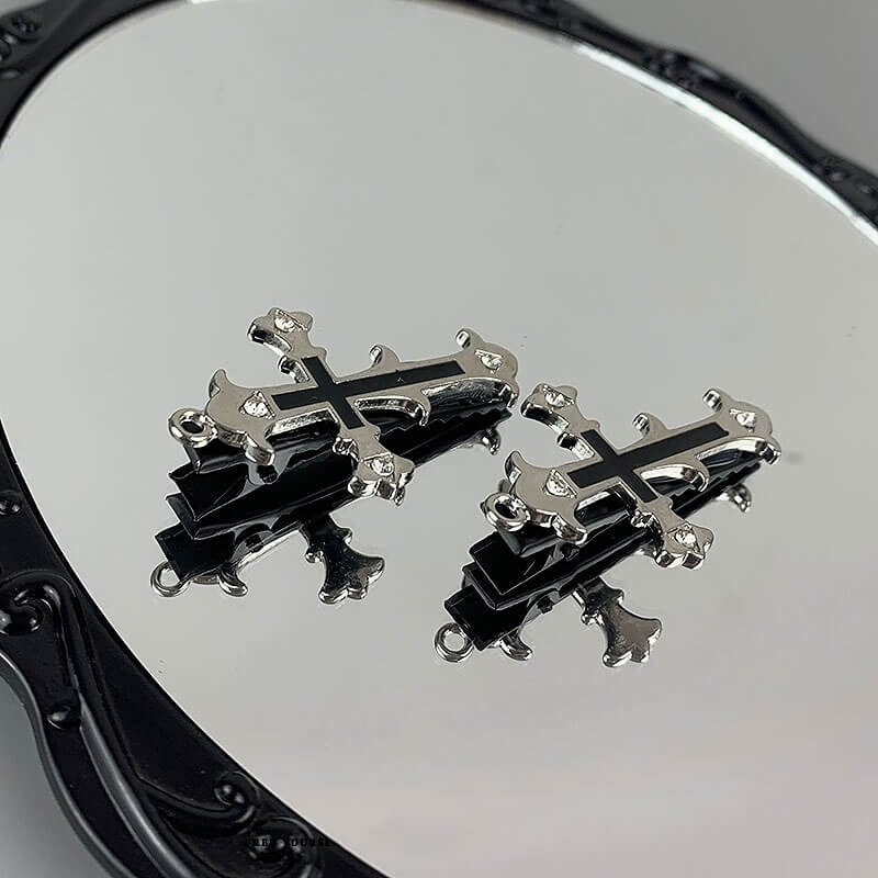 cutiekill-vintage-y2k-cross-hair-pin-ah0159
